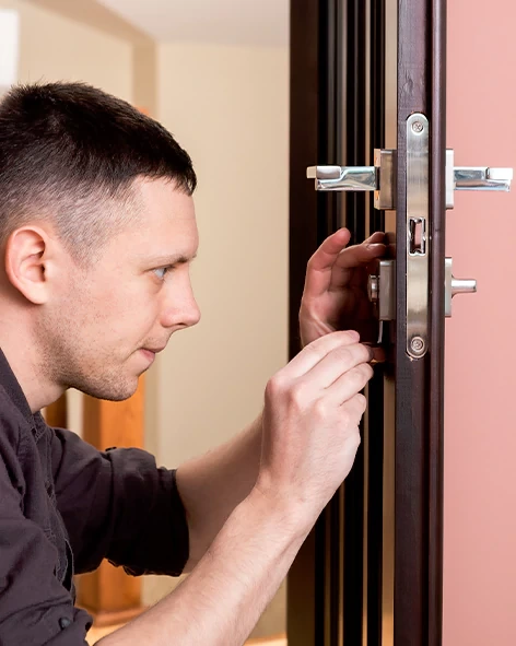 : Professional Locksmith For Commercial And Residential Locksmith Services in Sun Village, CA