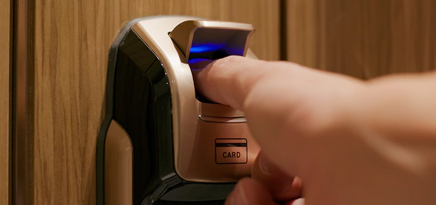 Locksmith Company For Window Lock Installation in Sun Village, California