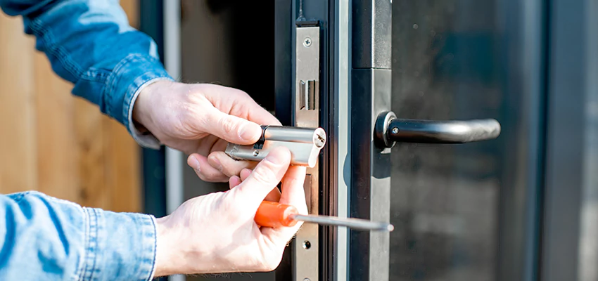 Eviction Locksmith For Lock Repair in Sun Village, CA