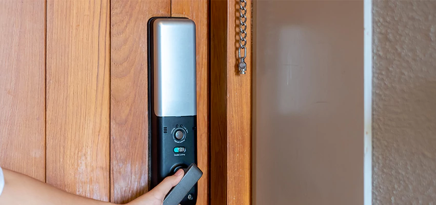 Home Security Electronic Locks Upgrades in Sun Village, CA