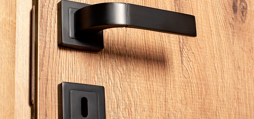 Weekend Lockout Assistance Troubleshooting in Sun Village, California