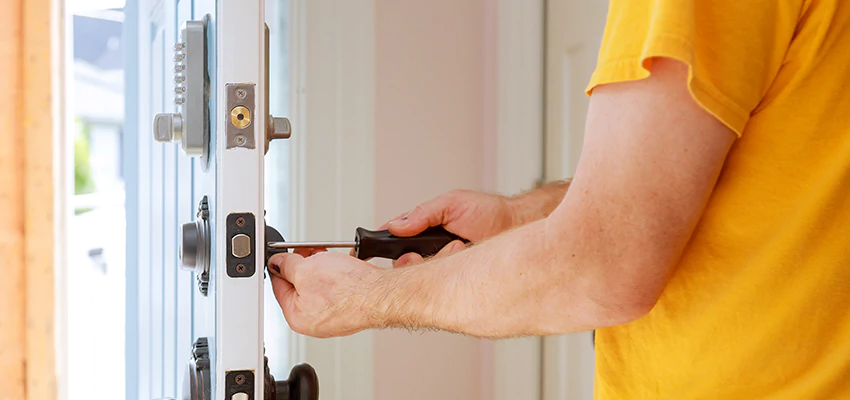 Eviction Locksmith For Key Fob Replacement Services in Sun Village, CA